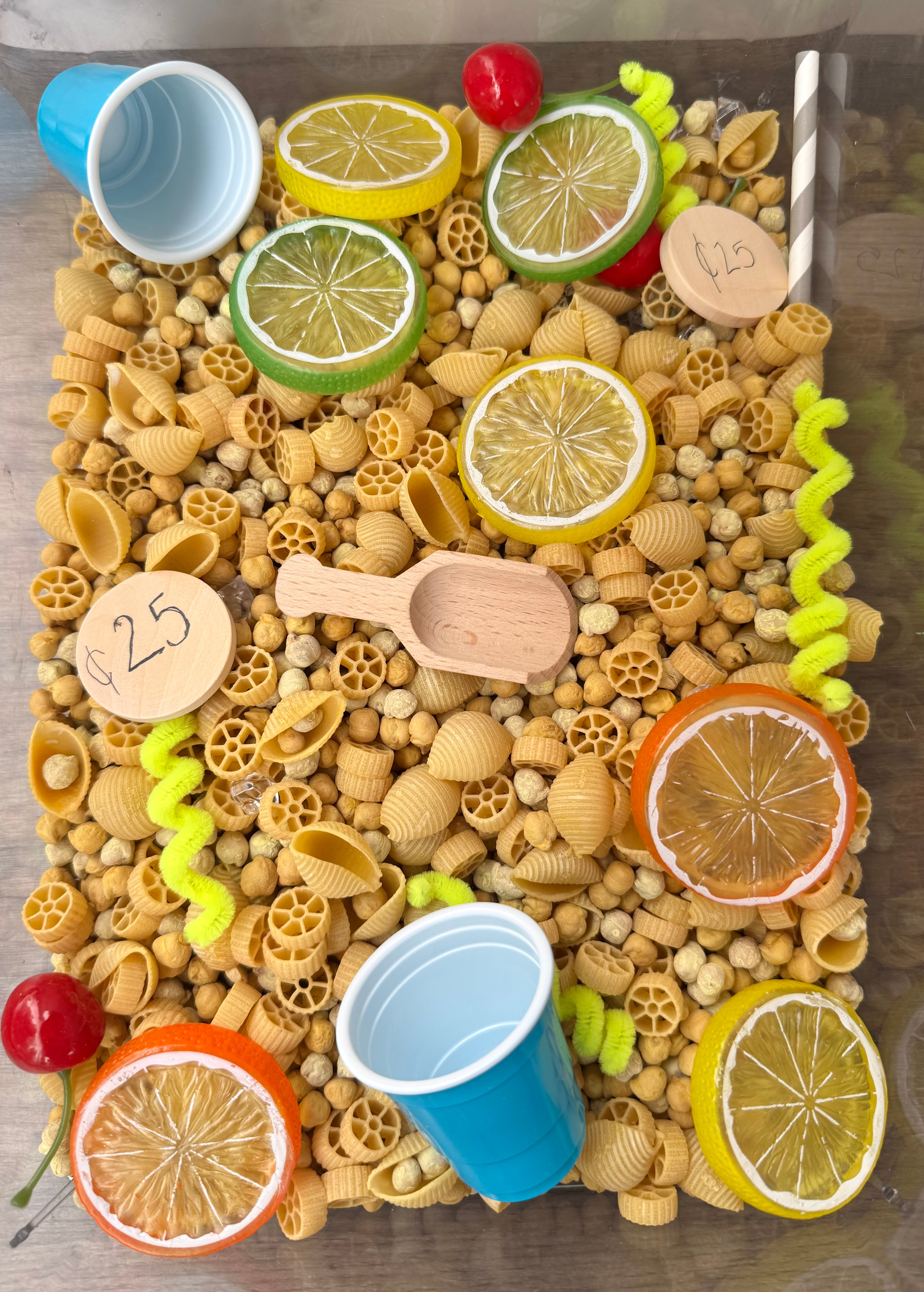 Lemonade Stand Pour & Play